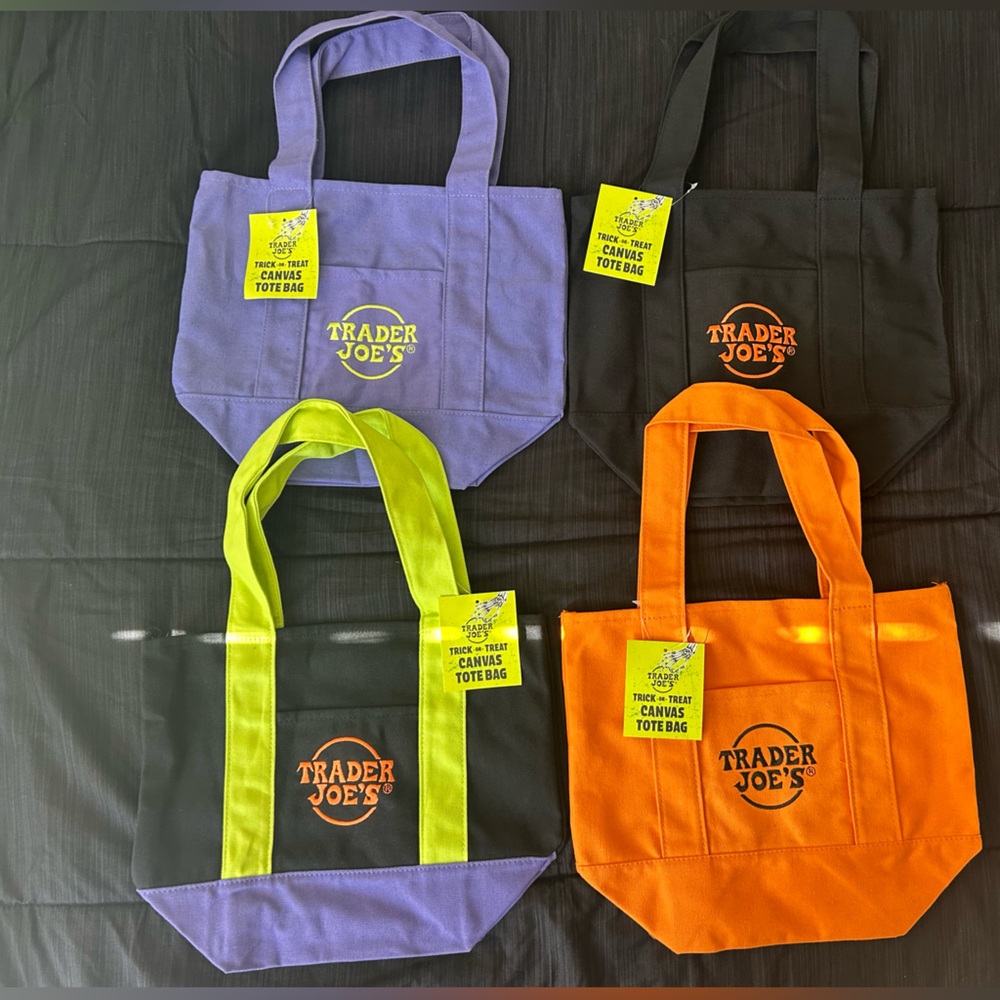 Trader Joe's Halloween Canvas Tote Bag Set